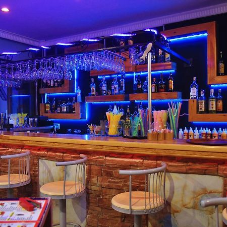 George & Dragon Beach Hotel Мармарис Екстериор снимка
