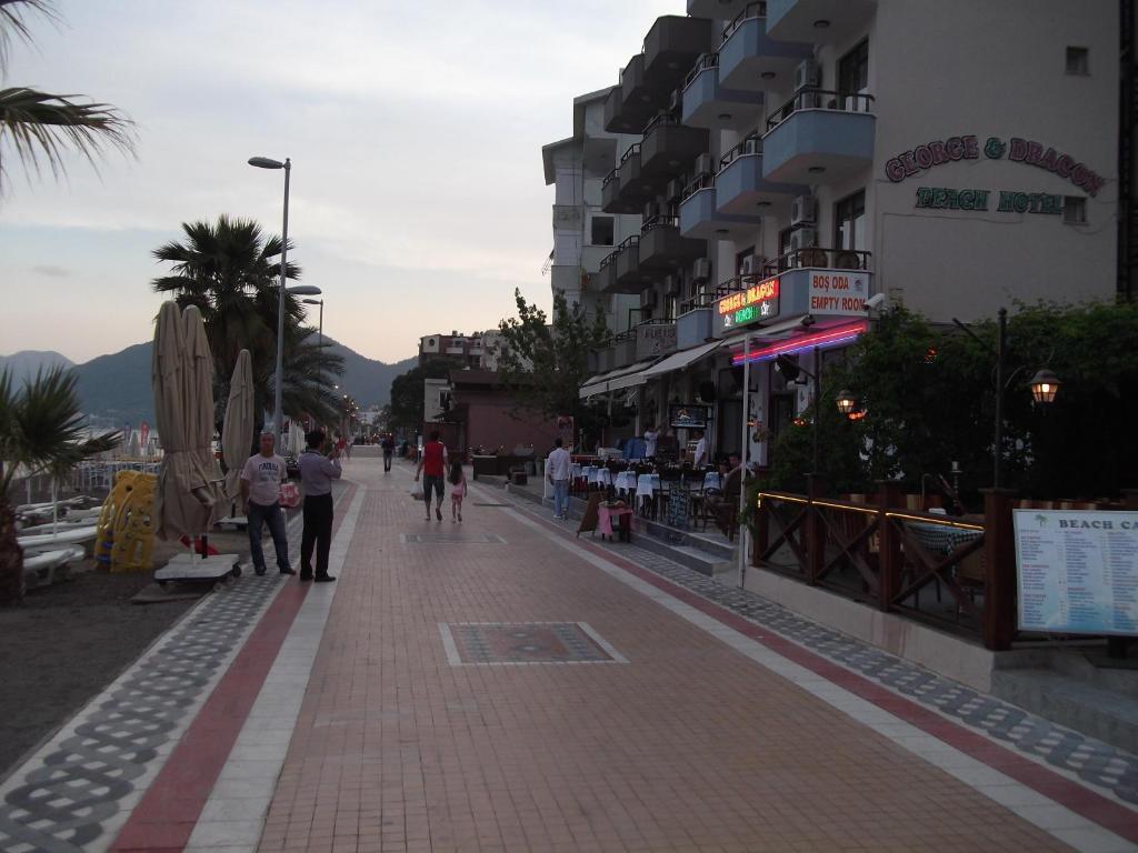 George & Dragon Beach Hotel Мармарис Екстериор снимка